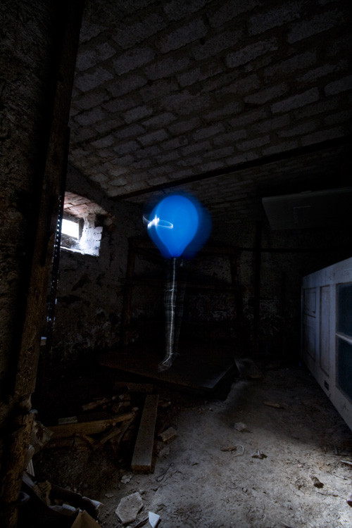 Der blaue Balkon Der blaue Ballon by Hannah Gritsch Photo & Design